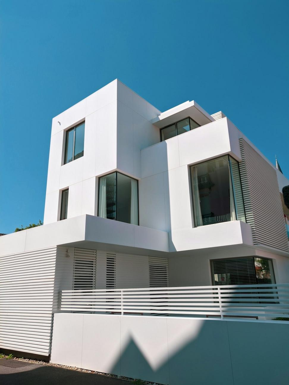 Rosedale Modern Residence
